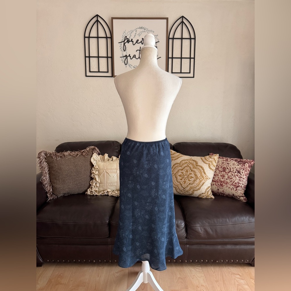 Vintage Y2K Navy Blue Paisley Floral Ruffled Hem Skirt Size M Whimsical - Picture 12 of 12